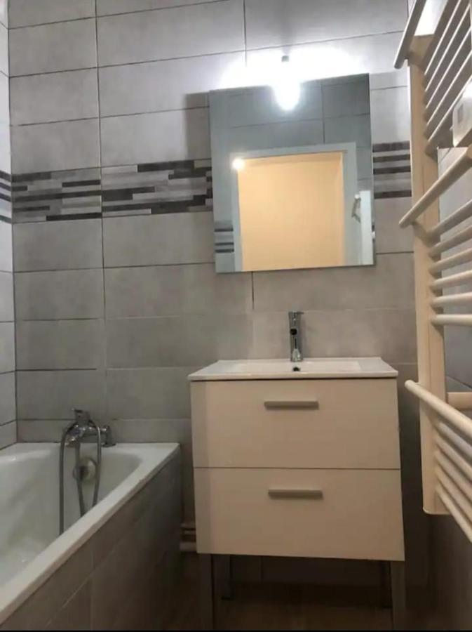 Apartment Studio 21 M2 Proches Des Plages Frejus